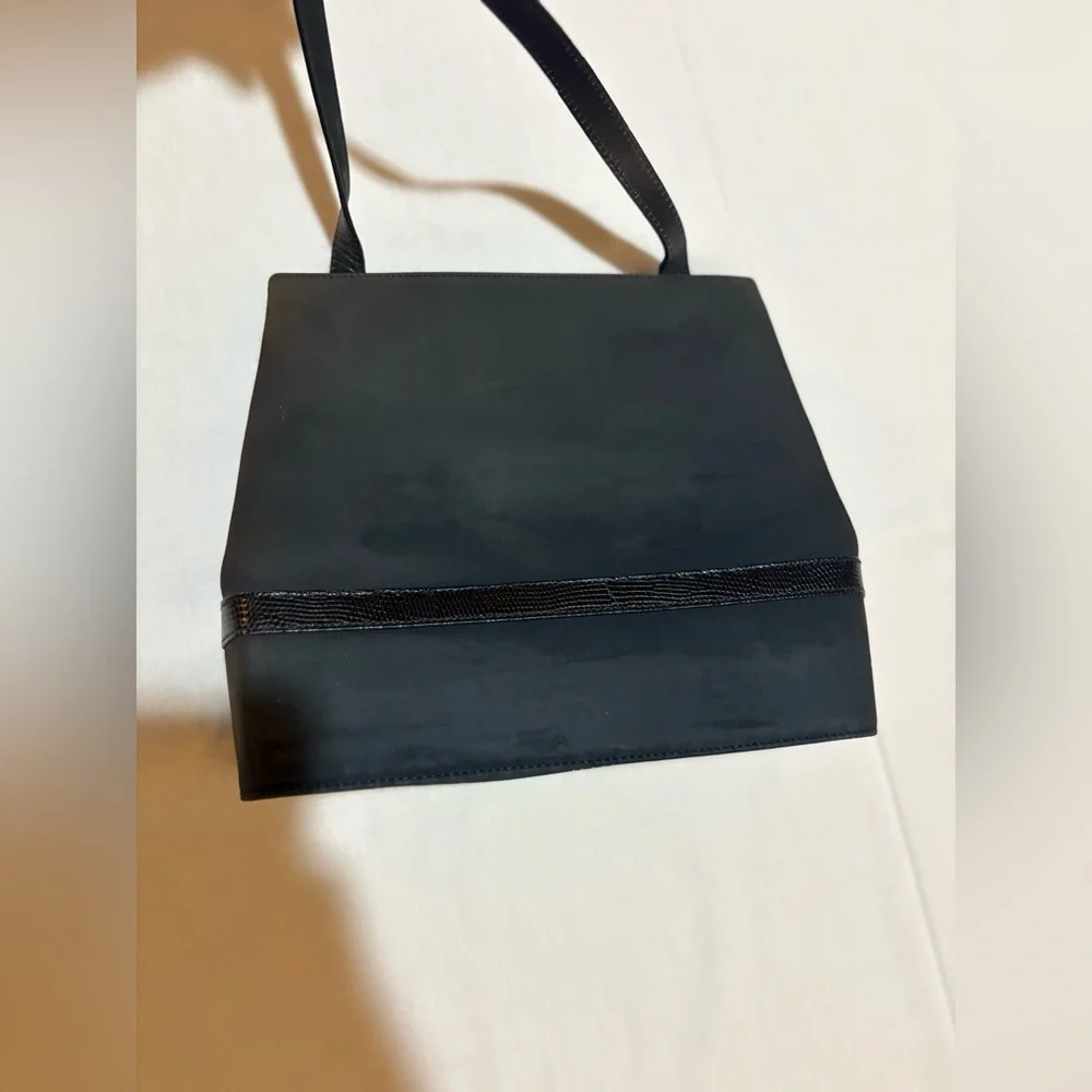 Salvatore Ferragamo Black l shoulder/crossbody‎ Bag with gold accents